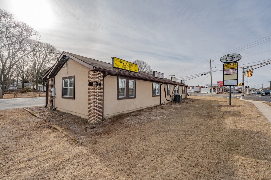 More Photos Of 98 New Rd, Somers Point Showroom For Sale
