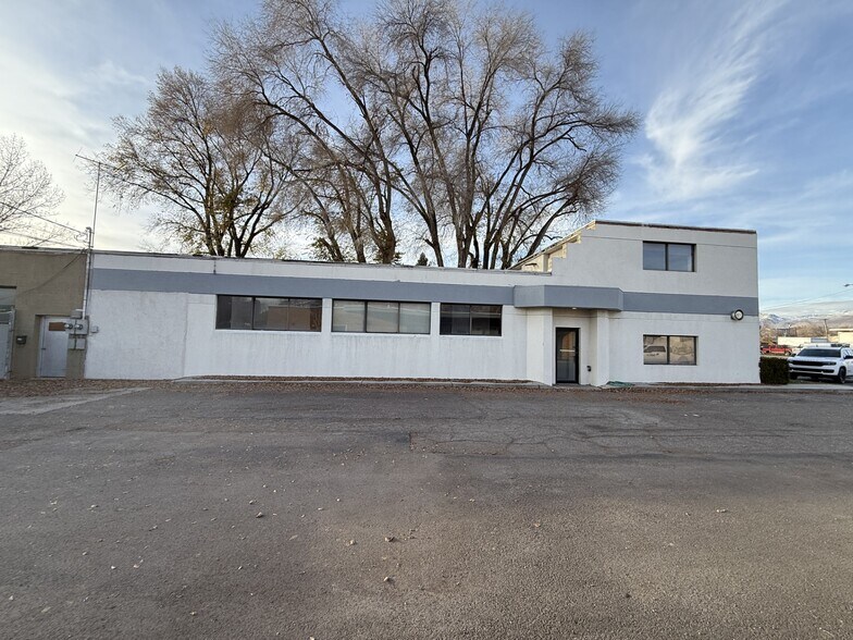 More Photos Of 723 W Columbia Ln, Provo Showroom For Sale