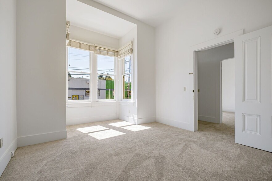 More Photos Of 120 Maple St, Santa Cruz Specialty For Sale