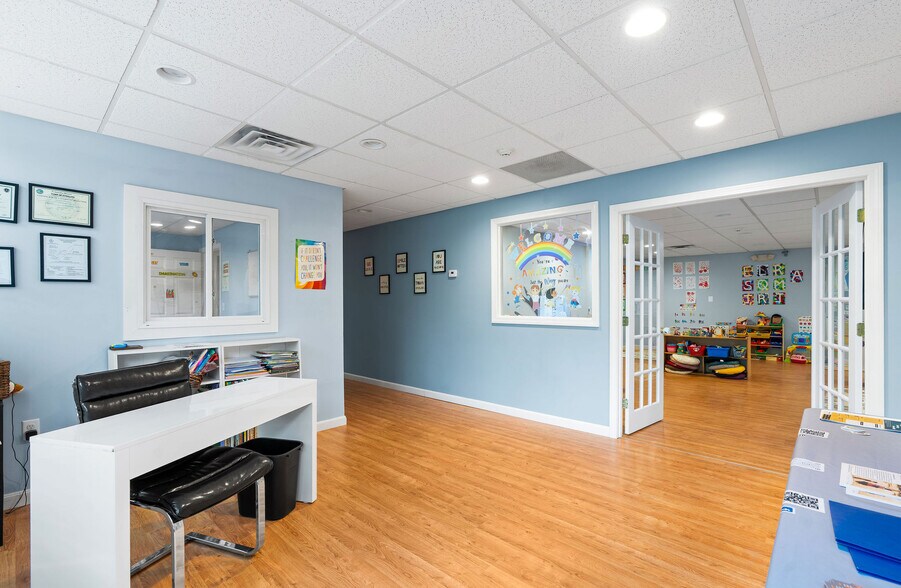 More Photos Of 1 Beverly Dr, Sterling Storefront For Sale