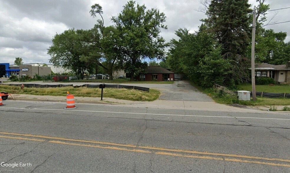 More Photos Of 4420 61st ave, Hobart Industrial For Sale