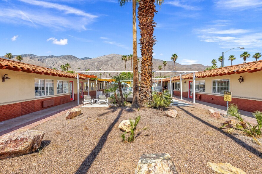 More Photos Of 526 S Warm Sands Dr, Palm Springs Hotel For Sale