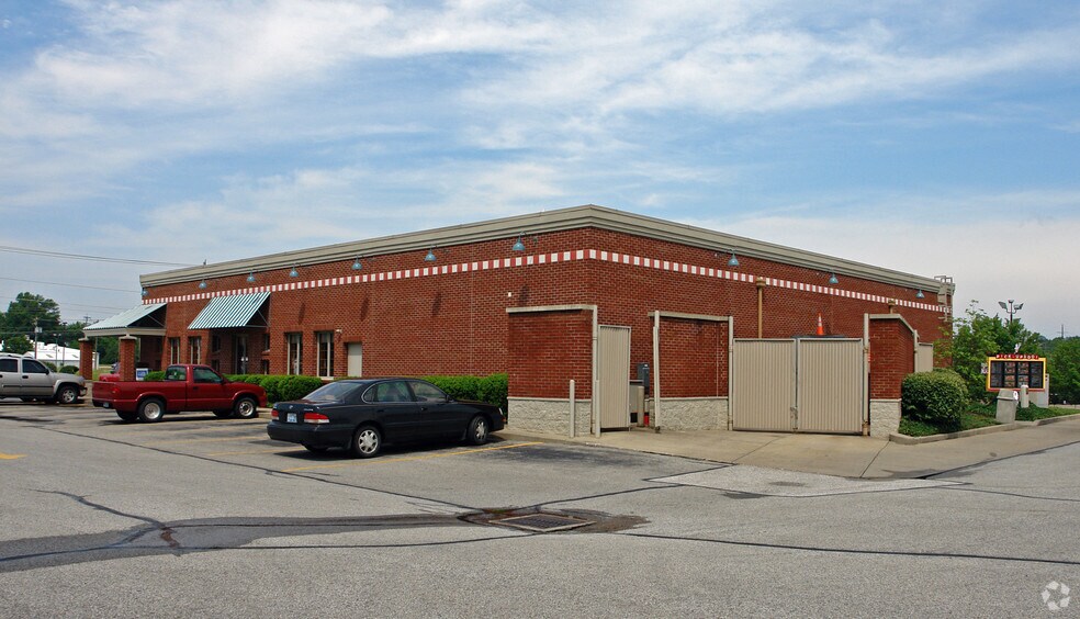More Photos Of 1731 Patrick Dr, Burlington Restaurant For Sale