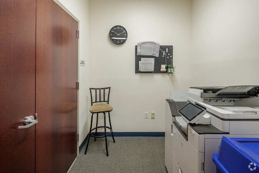 More Photos Of 307 W Baltimore St, Baltimore Loft Creative Space For Lease