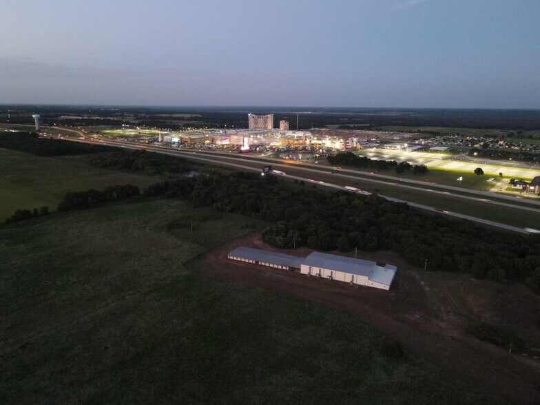 More Photos Of US-77, Thackerville Land For Sale