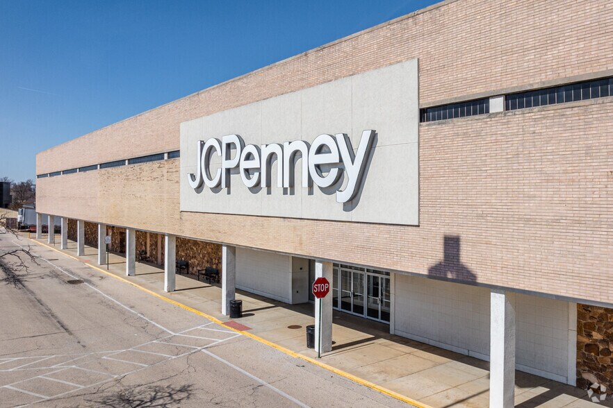 More Photos Of 239 Golf Rd, Niles Unknown For Lease