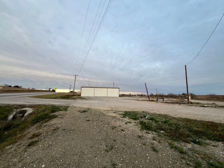 Primary Photo Of 14201 S State Highway 95, Coupland Land For Sale