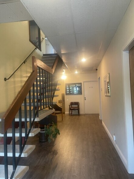 More Photos Of 15750 Winchester Blvd, Los Gatos Office For Lease