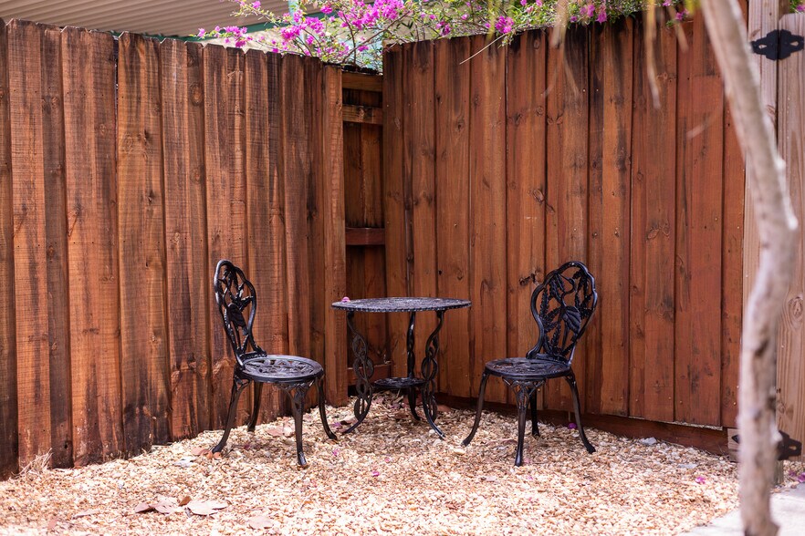 More Photos Of 506 S M St, Lake Worth Beach Apartments For Sale