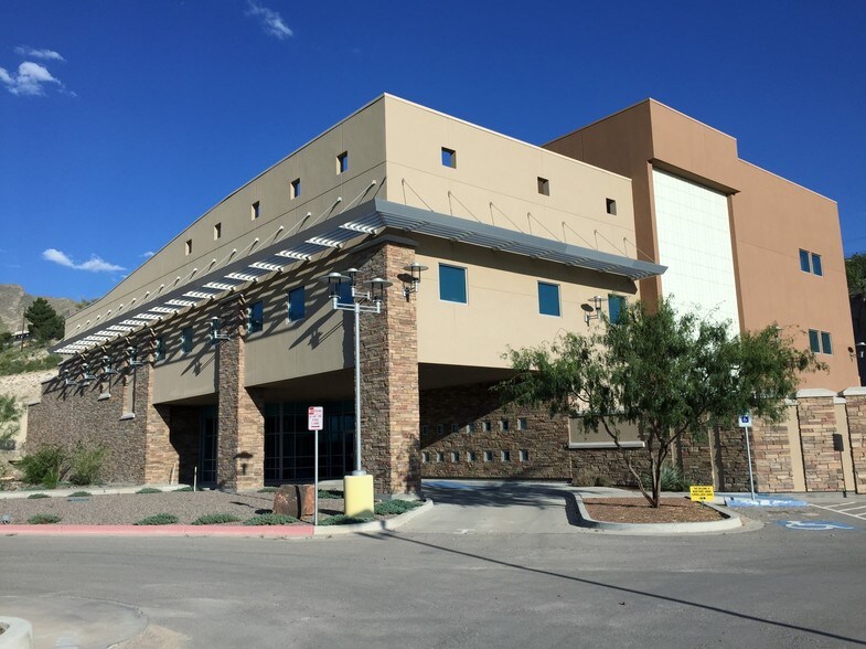 More Photos Of 4532 N Mesa St, El Paso Medical For Lease