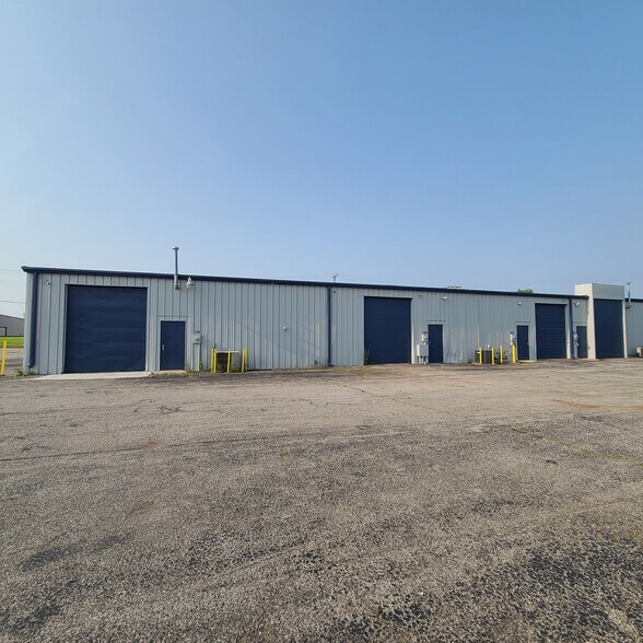 Primary Photo Of 426-434 Council Dr, Fort Wayne Manufacturing For Lease