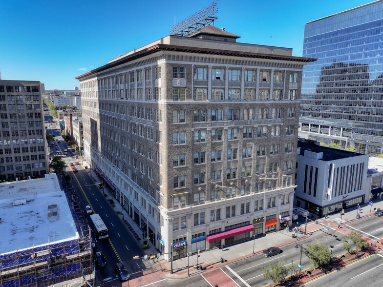 More Photos Of 707 Broad St, Newark Office For Lease