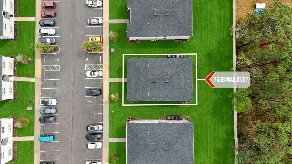 More Photos Of 7638 Mailes Ct, Jacksonville Multifamily For Sale