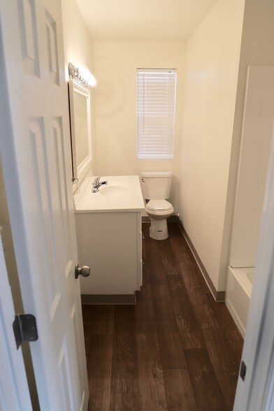 More Photos Of 1348 12th St, Salem Apartments For Sale