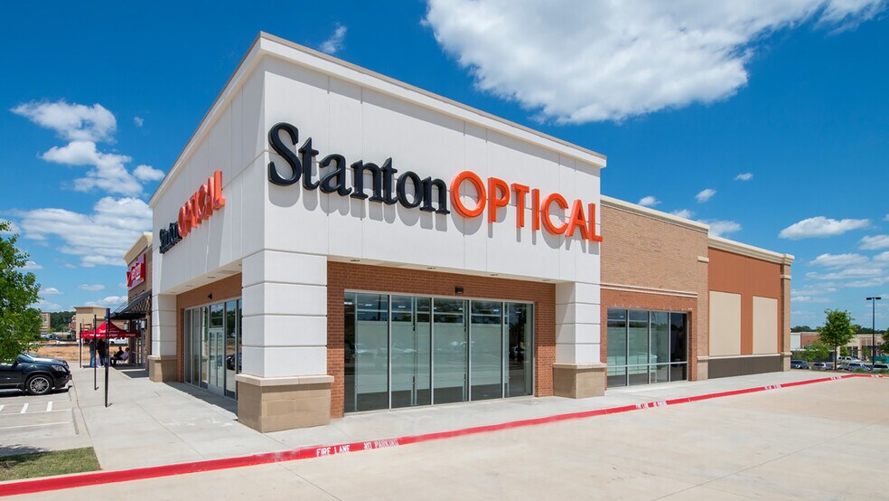 More Photos Of 8900 Broadway Ave, Tyler Storefront For Lease