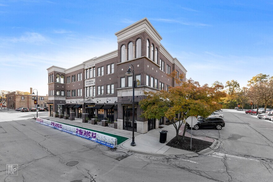 More Photos Of 1 Walker Ave, Clarendon Hills Office For Lease