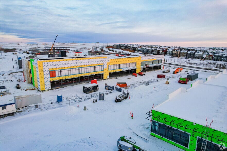 More Photos Of 246 Nolanridge Cres NW, Calgary General Retail For Lease