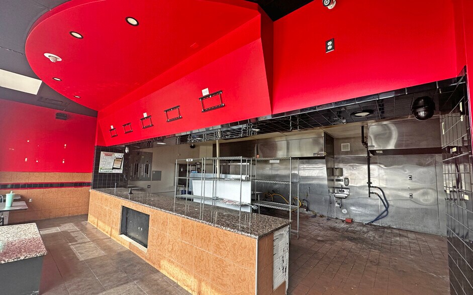 More Photos Of 800 W Franklin St, Jackson Freestanding For Sale