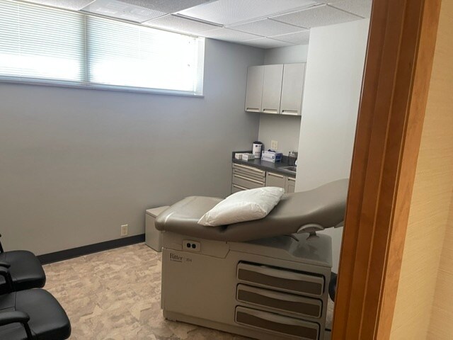 More Photos Of 303 S Main St, Mishawaka Medical For Lease