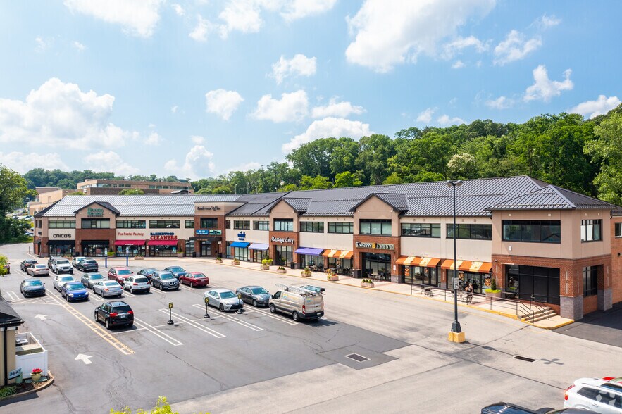 More Photos Of 1637-1659 The Fairway, Jenkintown Storefront For Lease
