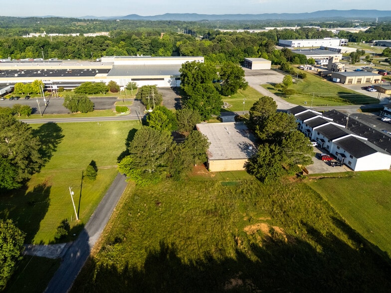 More Photos Of 494 Richardson Rd SE, Calhoun Industrial For Sale