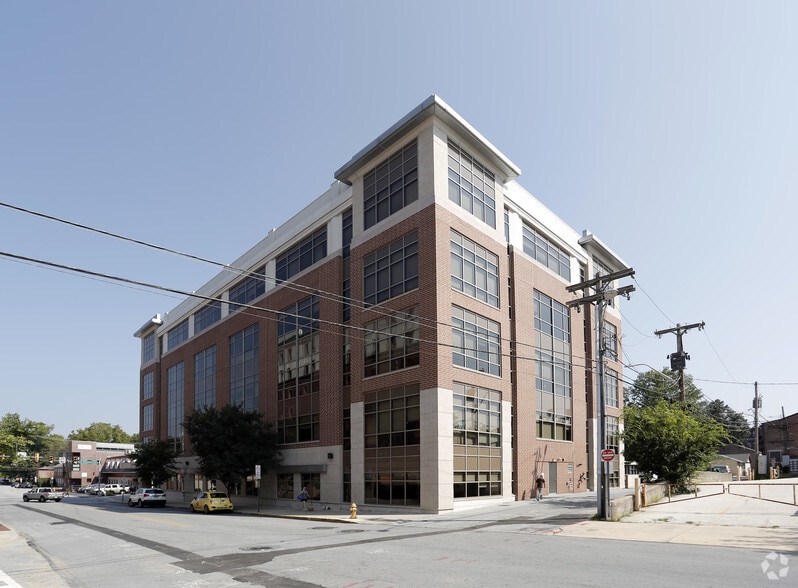 Primary Photo Of 121 N Walnut St, West Chester Office For Lease