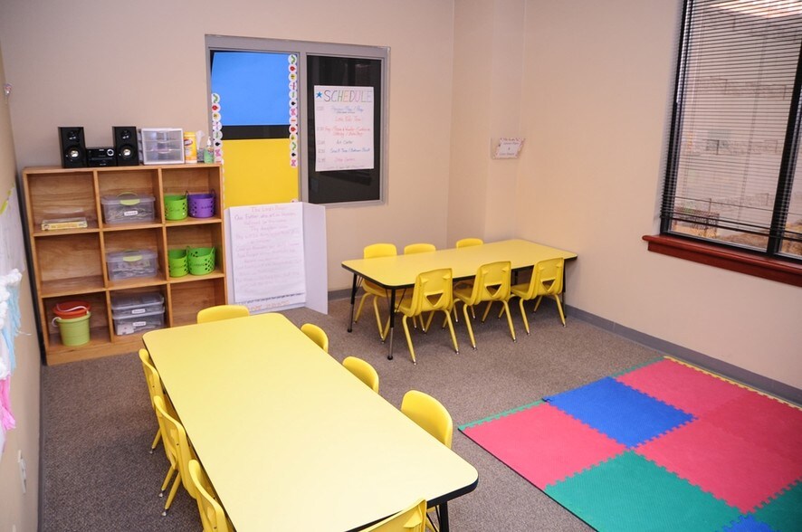 More Photos Of 150 E Fleming Rd, Montgomery Religious Facility For Sale