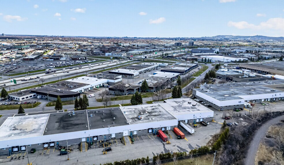 More Photos Of 6630-6650 Rue Abrams, Montréal Warehouse For Lease