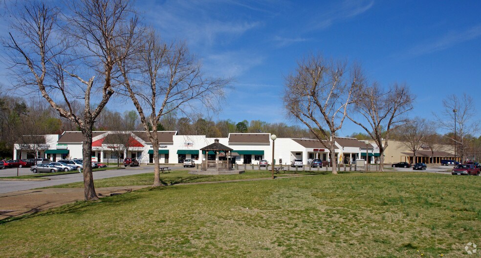 More Photos Of 4800-4830 Market Square Ln, Midlothian Unknown For Lease