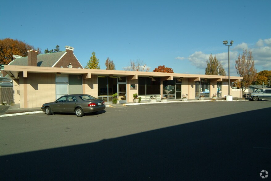 More Photos Of 4743 Rainier Ave S, Seattle Office For Lease