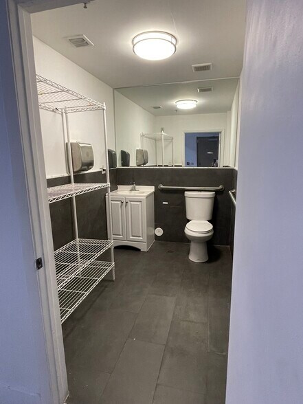 More Photos Of 4100 Salzedo St, Coral Gables Apartments For Sale