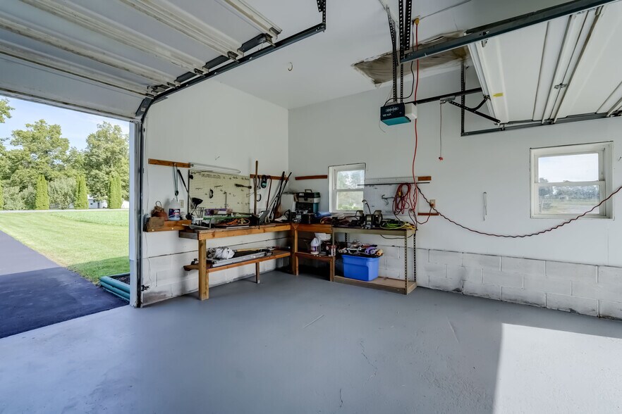 More Photos Of 1262 Fitzpatrick Rd, Auburn Specialty For Sale