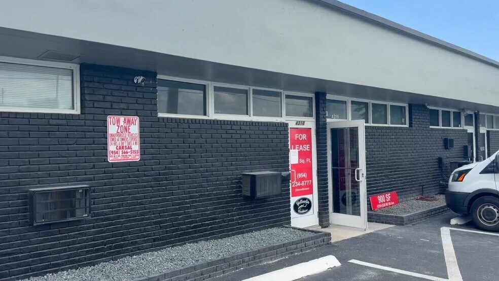 Primary Photo Of 4310-4326 NE 5th Ave, Oakland Park Warehouse For Lease