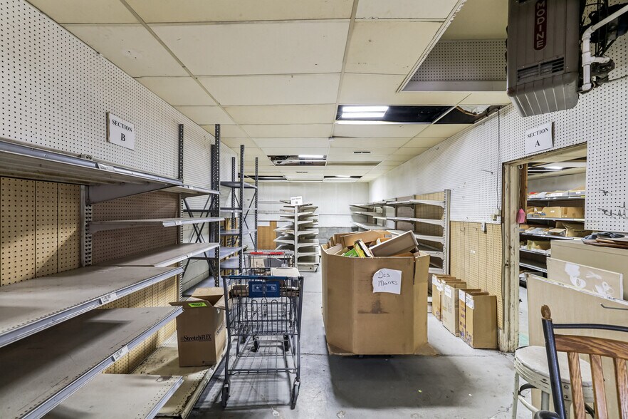 More Photos Of 3939 E 14th St, Des Moines Warehouse For Sale