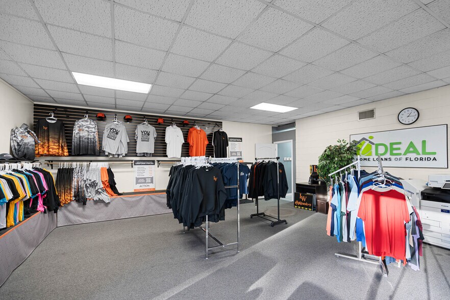 More Photos Of 107 E Polk Ave, Lake Wales General Retail For Sale