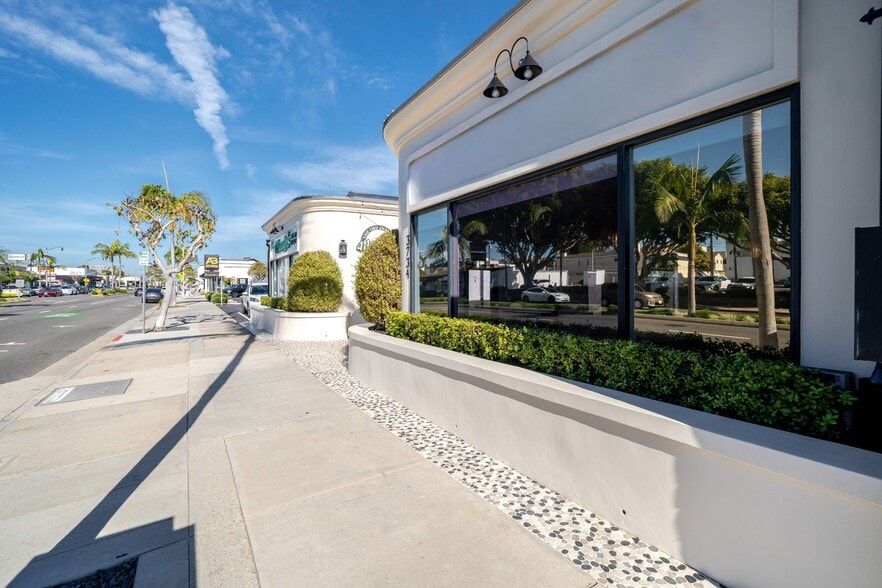 More Photos Of 3732-3734 E Coast Hwy, Corona Del Mar Storefront Retail Residential For Lease