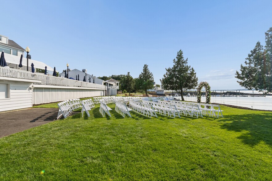 More Photos Of 62 Cove St, New Haven Specialty For Sale
