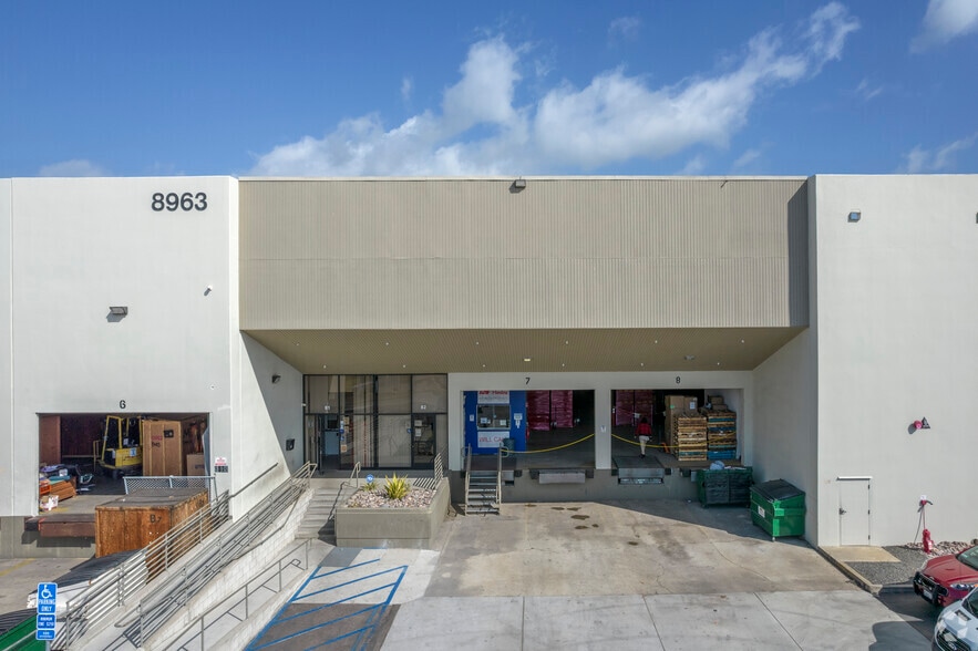 More Photos Of 8963 Carroll Way, San Diego Warehouse For Lease