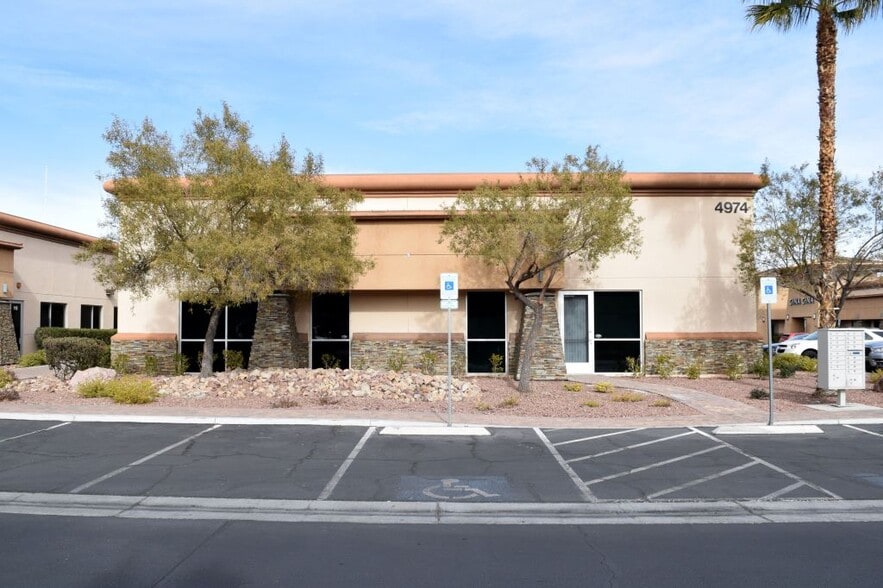 More Photos Of 4974 S Rainbow Blvd, Las Vegas Office For Sale