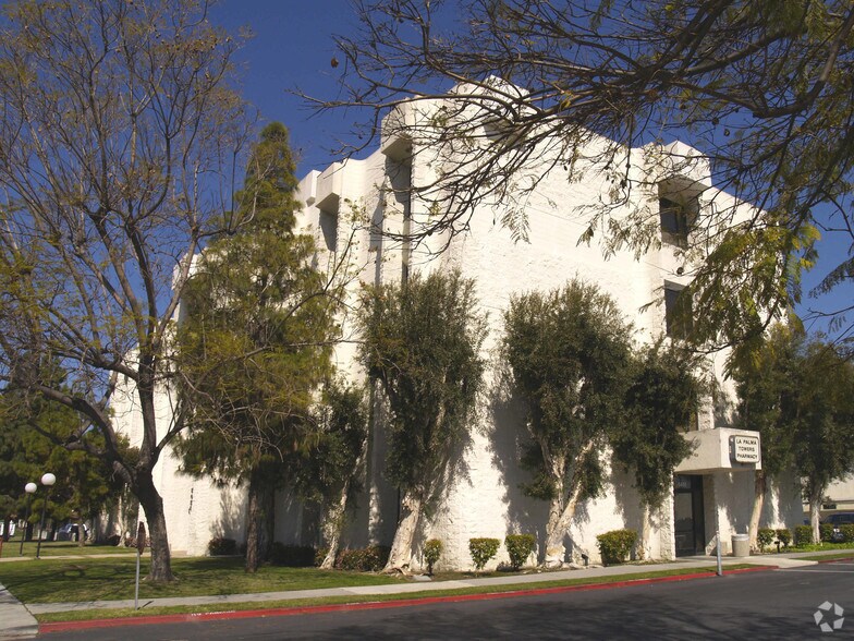 More Photos Of 5471 La Palma Ave, La Palma Medical For Lease