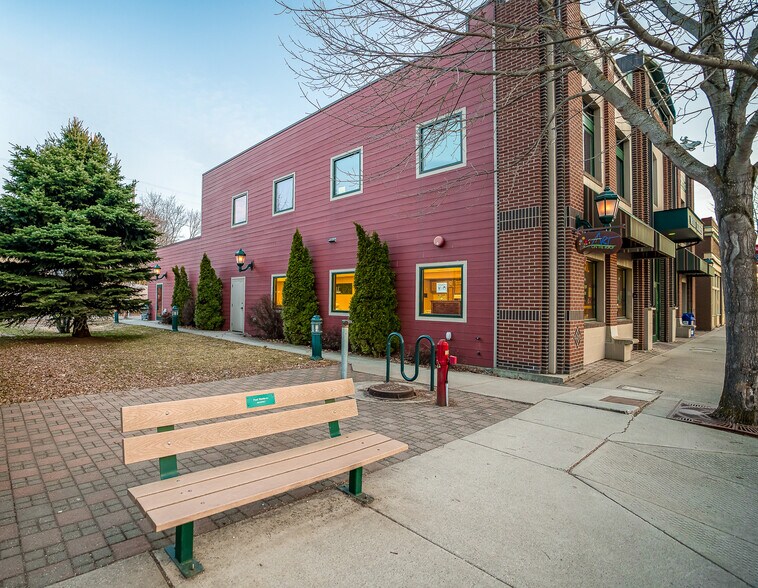 More Photos Of 8052 W Main St, Rathdrum Office Residential For Sale