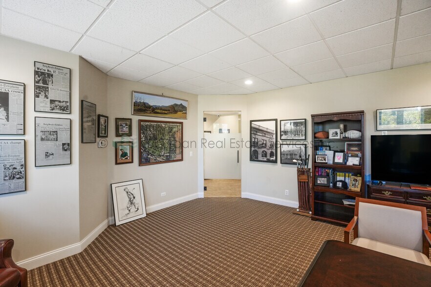 More Photos Of 1002 129th Infantry Dr, Joliet Medical For Sale