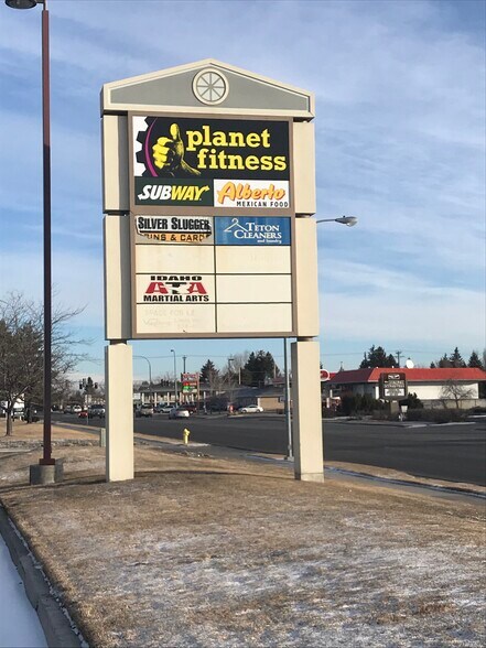 More Photos Of 200-390 S Woodruff Ave, Idaho Falls Unknown For Lease