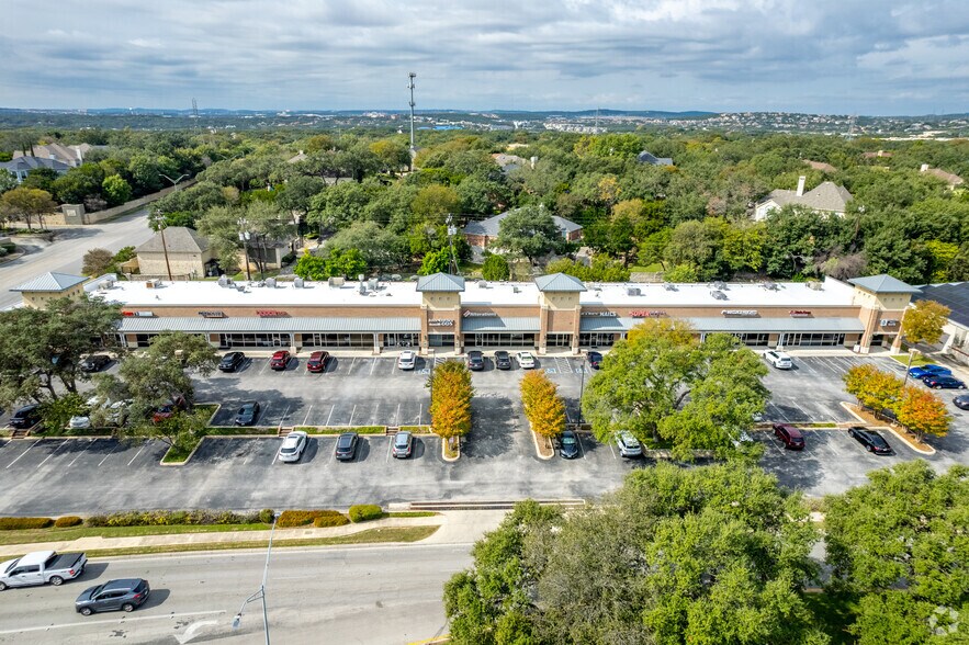 More Photos Of 16601-16635 Huebner Rd, San Antonio General Retail For Lease