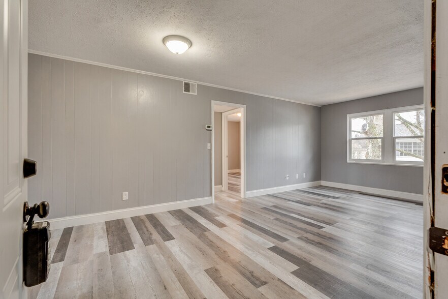 More Photos Of 1433 Stratford Rd, Kingsport Apartments For Sale