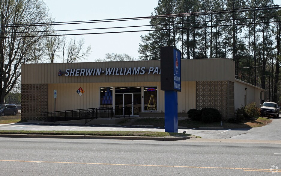 More Photos Of 932 N Brightleaf Blvd, Smithfield Flex For Sale