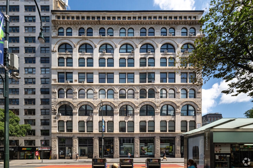 More Photos Of 1 Union Sq W, New York Office For Lease