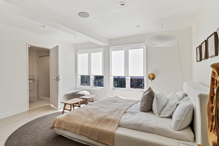 More Photos Of 1423 Abbot Kinney Blvd, Venice General Retail For Sale