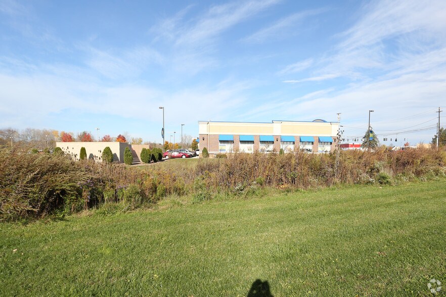 More Photos Of 8037-8043 Brewerton Rd, Cicero Land For Lease