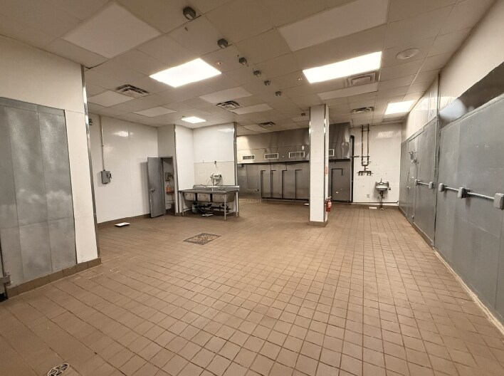 More Photos Of 4855-4865 36th St, Long Island City Warehouse For Lease